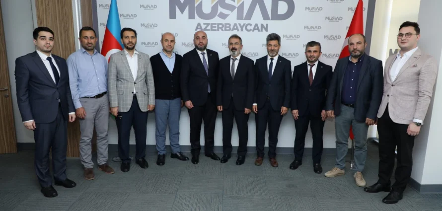 Türkiyə Maarif Vəqfinin Azərbaycan üzrə ölkə təmsilçisi Dr. Tabip Gülbay və məktəbimizin rəhbərliyi MÜSİAD Azərbaycan ofisini ziyarət ediblər.