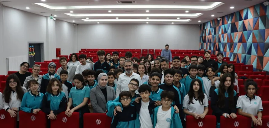 IMSA Talks: Gənclik kampusumuzda iqtisadi savadlılıq haqqında təlim keçirilib