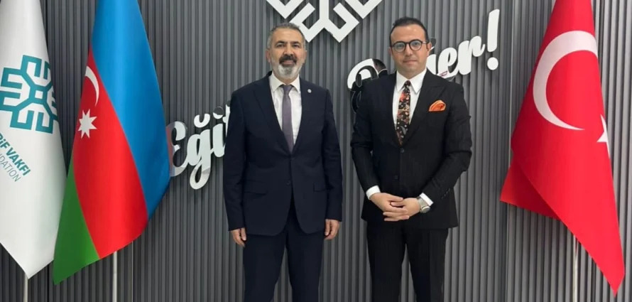 Türkiyənin Azərbaycandakı Səfirliyinin ikinci katibi Tevfik Yavuzer məktəbimizi ziyarət edib.