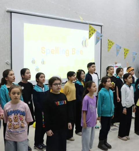 Nəsimi kampusumuzda İngilis və Rus dillərində “Spelling Bee” yarışı keçirildi.